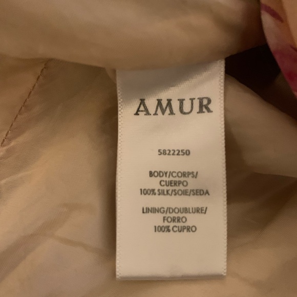 Tropical Floral Cropped Blouse with Ruffle Sleeves - Picture 4 of 6